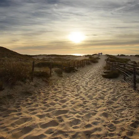 Cote Sable מלון 4*