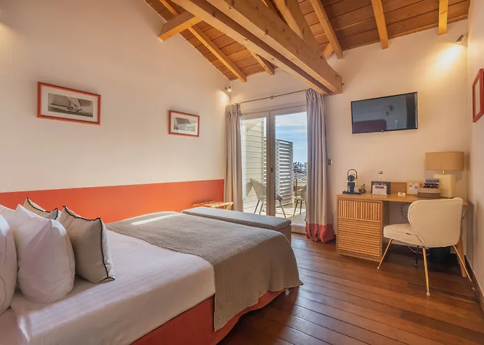 Hotel Cote Sable 4*